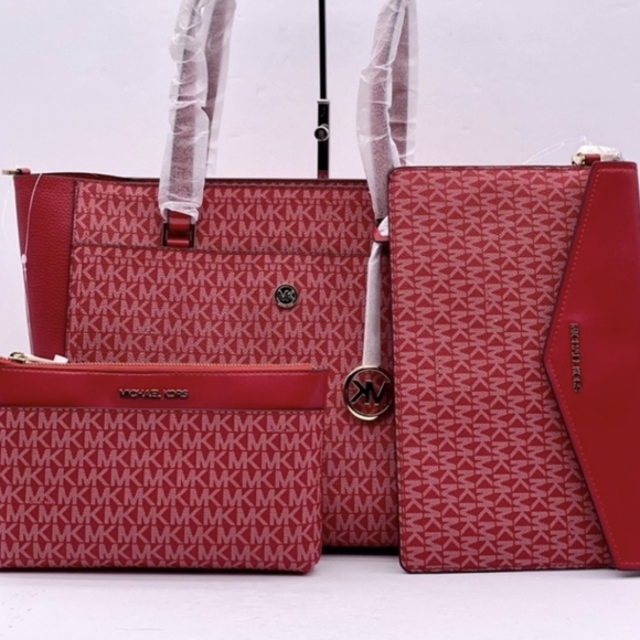 Brand New MK bag - Picture 3 of 5